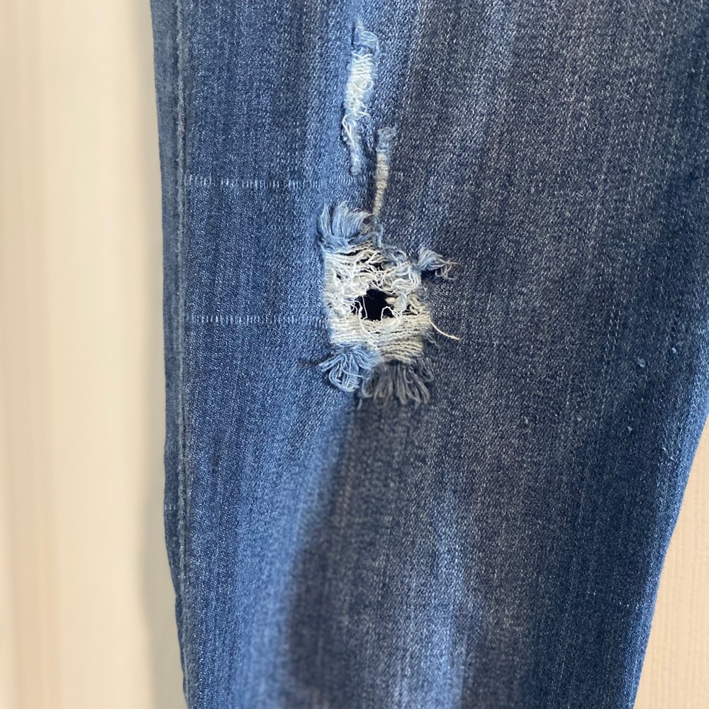 Distressed Jeans